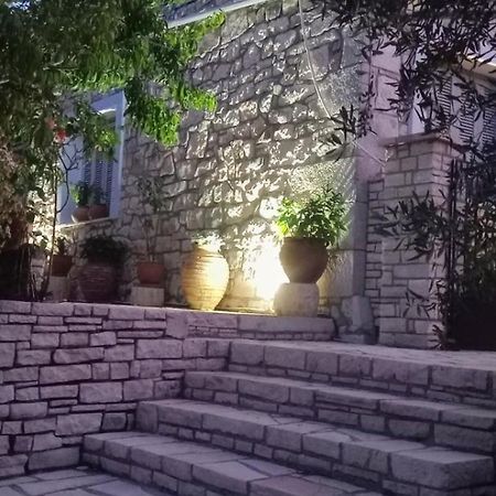Villa Makris Zenempisatika Exterior photo